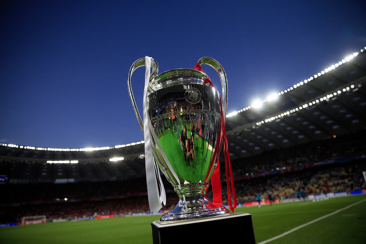 La UEFA presentó sus premios para la Champions League, en una organización que tiene ingresos totales por 2,550 millones de euros, aproximadamente unos 2,952 millones de dólares.
