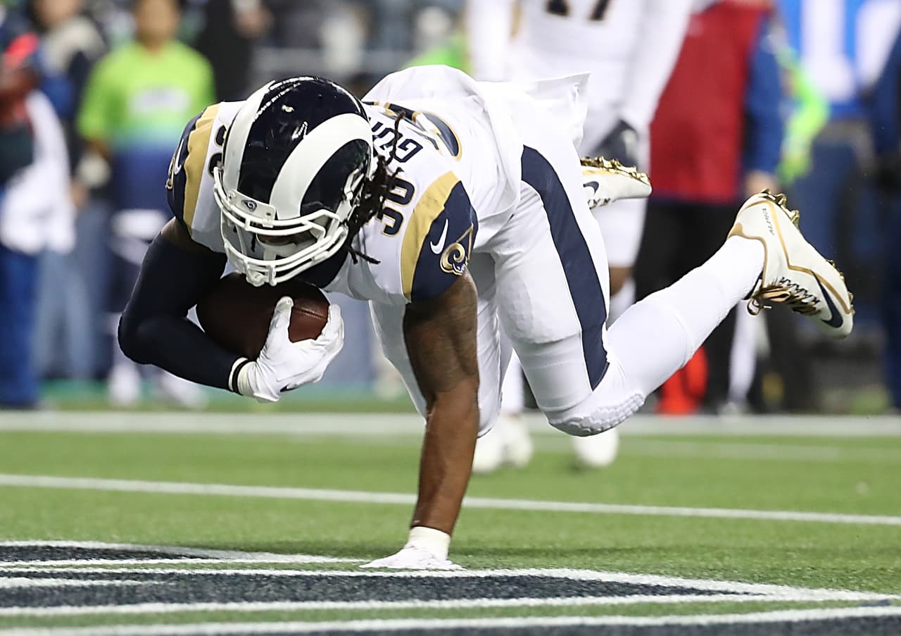 Impresionante remontada de los Seahawks para vencer 30-29 a los Rams.