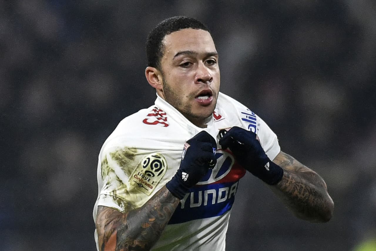 18. Memphis Depay (Lyon) - 350,000 euros