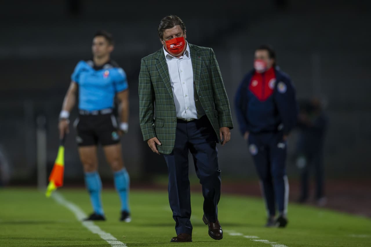 Miguel Herrera admite problemas defensivos en América