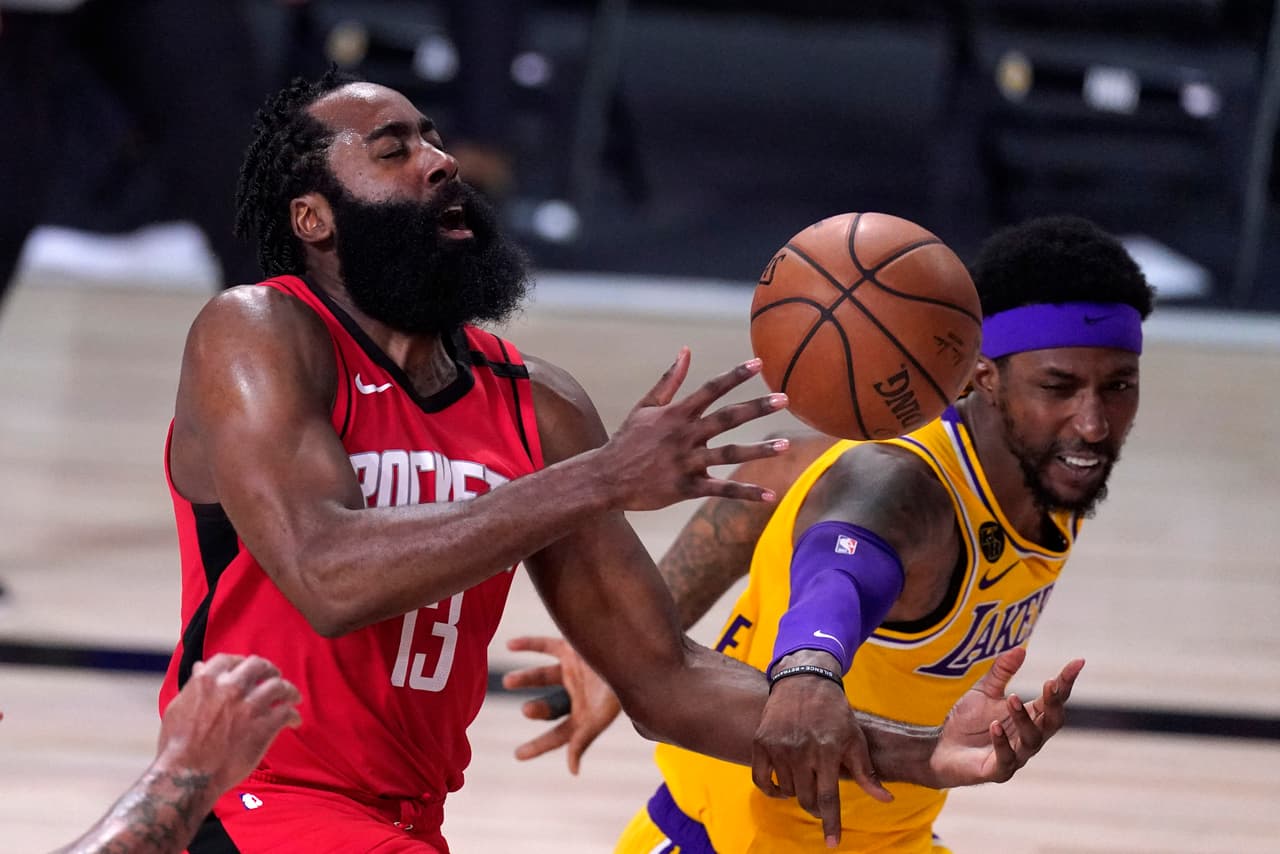 Los Lakers derrotan a los Rockets 110-100 en el juago cuatro y se quedan a una victoria de llegar a la final de conferencia.