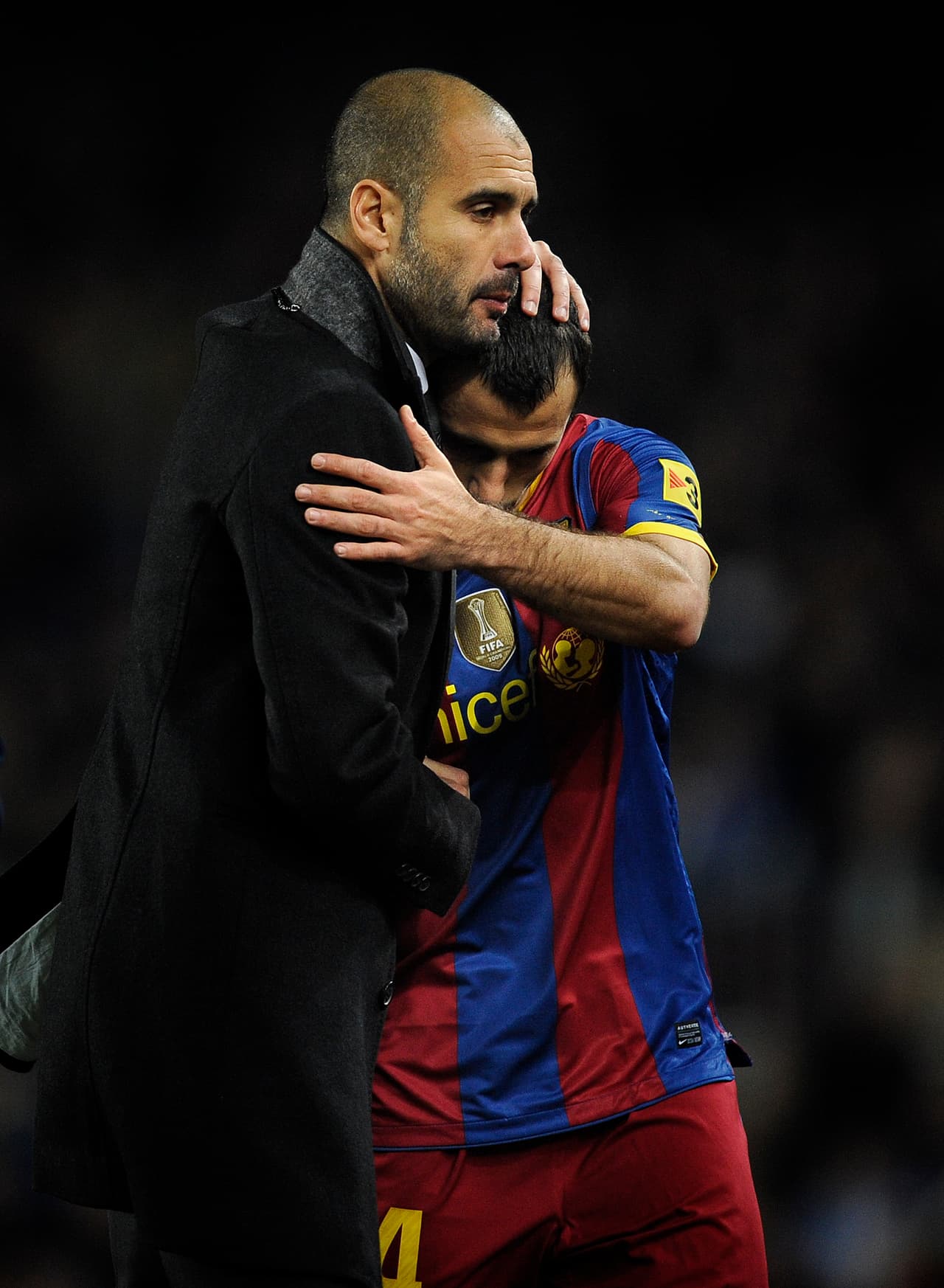 Rápidamente, el 'Jefecito' se ganó el cariño de su entrenador, Pep Guardiola, de la afición y hasta de la prensa siendo fundamental en momentos en los que el equipo había perdido a Carles Puyol y Eric Abidal por lesiones.