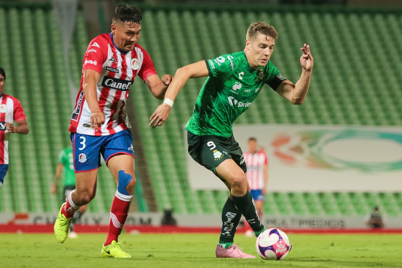 Con goles de Julio Furch y Gael Sandoval, los Guerreros consiguen tres importantes puntos y superan a al Rebaño Sagrado en la tabla.