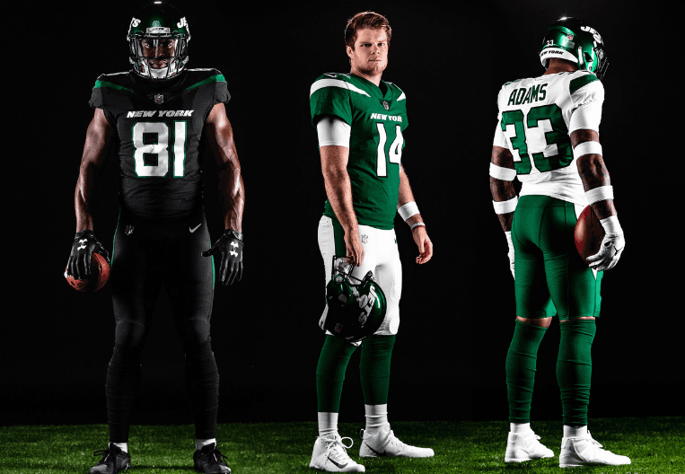 Estos fueron los deslumbrantes uniformes, cascos y colores que anunciaron los New York Jets para la temporada 2019 de la NFL. Se ven increíbles.