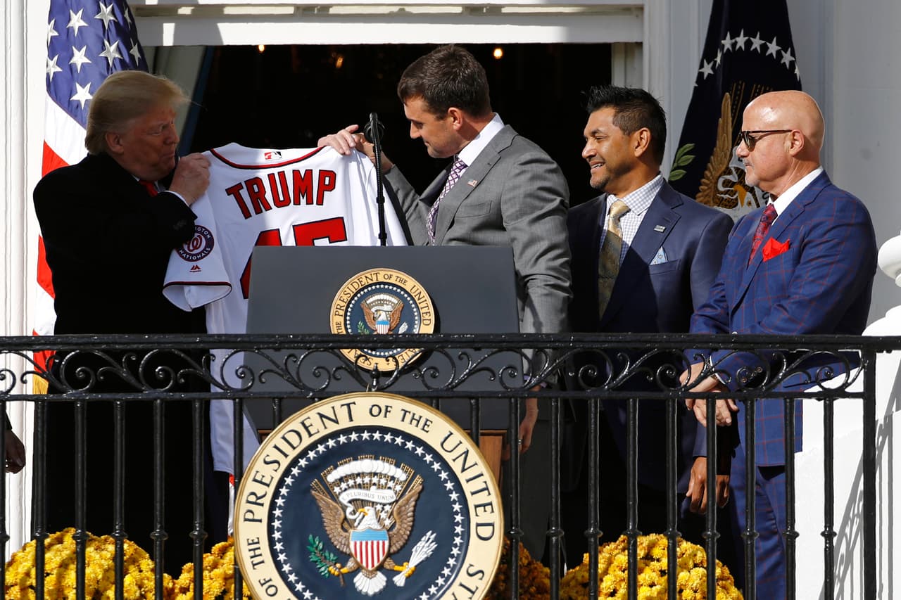 El equipo campeón de la Serie Mundial fue reconocido por Donald Trump en la Casa Blanca.