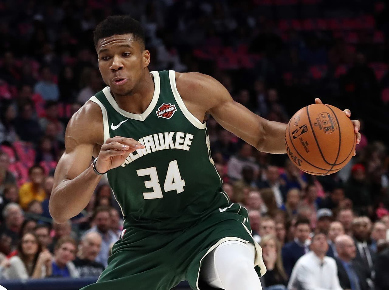DALLAS, TEXAS - OCTOBER 11: Giannis Antetokounmpo #34 of the Milwaukee Bucks during a preseason game at American Airlines Center on October 11, 2019 in Dallas, Texas. (Photo by Ronald Martinez/Getty Images)