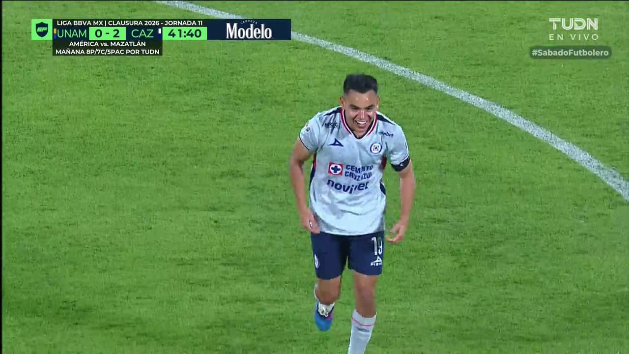 ¡GOL!  anota para Cruz Azul. Carlos Rodríguez