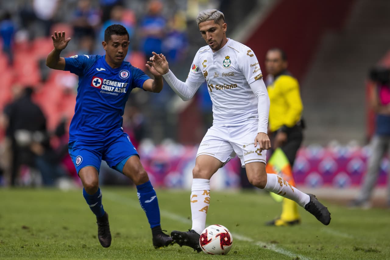 Con goles de Jonathan Rodríguez, Elías Hernández y Luis Romo, Cruz Azul le pasa por encima a Santos y consigue sus primeros tres puntos del Clausura 2020.