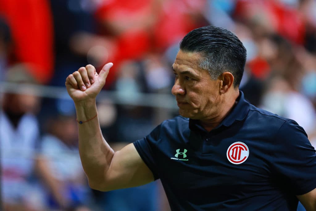 Ambriz revela porqué dejó fuera a Canelo contra Rayados