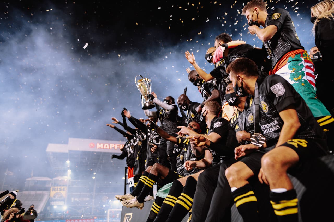 Así festejó Columbus Crew su nuevo título de la MLS Cup | Estas son las espectaculares postales de la celebración del segundo título en su historia.