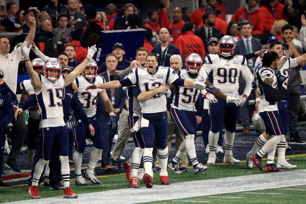 Así reaccionó Tom Brady, quien acabó con 262 yardas tras completar 21 de 35 pases, luego del gol de campo de Gostkowski que puso las cosas 13-3.