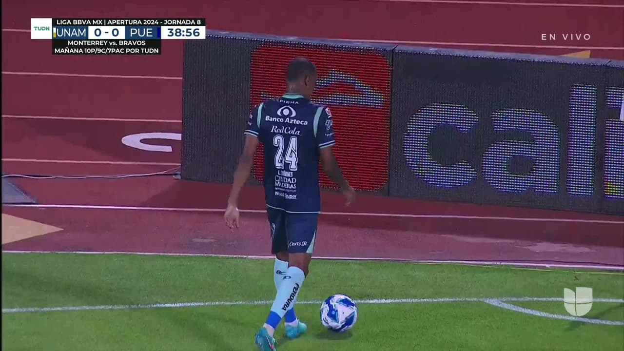 ¡TIRO ATAJADO! disparo por Emiliano Gómez.