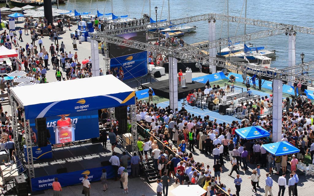 El argentino Juan Martín del Potro es el tercer cabeza de serie en un torneo que vive ya una fiesta muy colorida en Nueva York.