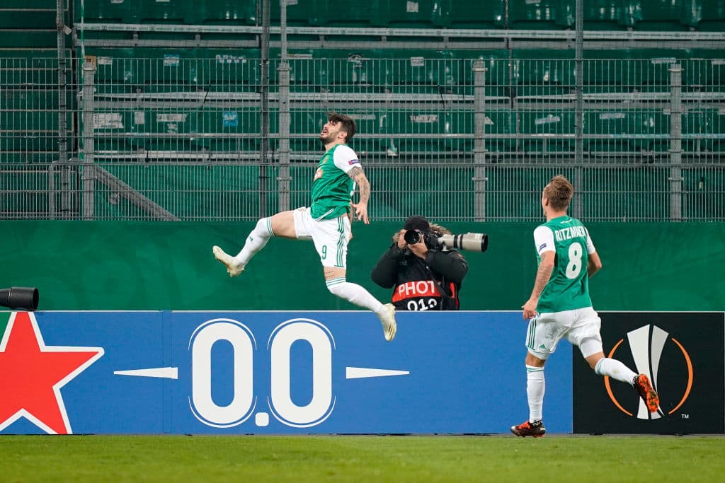 Rapid Viena 1-2 Arsenal | Fountas (51’) adelantaba a los locales, pero con goles de David Luiz (70’) y Aubemayang (74’), el cuadro inglés salió con la victoria. Rapid Viena se medirá al Molde FK y Arsenal al Dundalk en la segunda jornada de la justa.