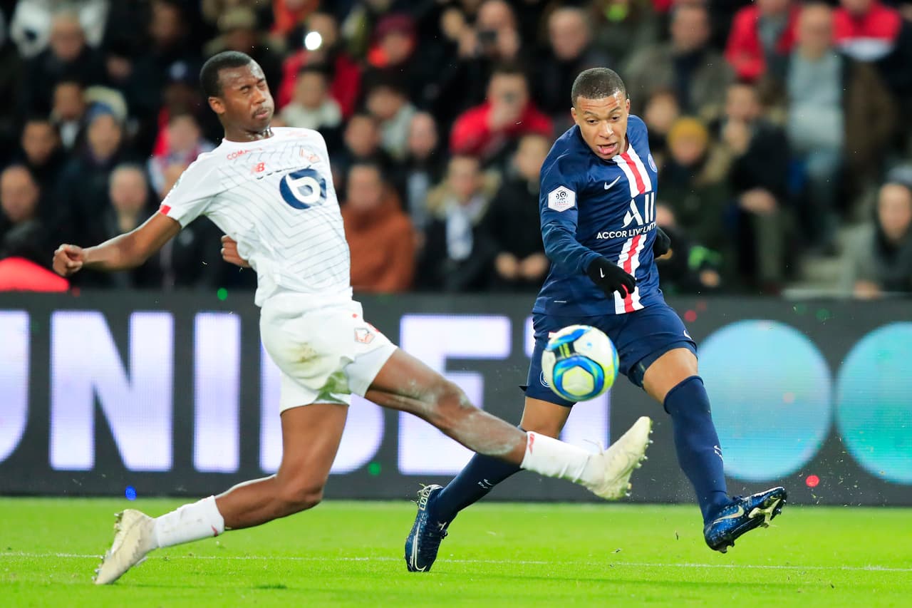 Icardi (17’) y Di María (31’) consolidaron a PSG en la cima de la tabla.