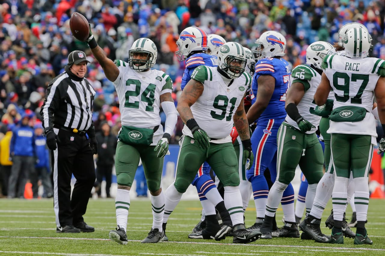 Los Bills le hicieron la maldad a los Jets y al ganarles 22-17, y al ganar los Steelers a los Browns, los dejaron fuera de Playoffs. Estas son las mejores tomas del partido.