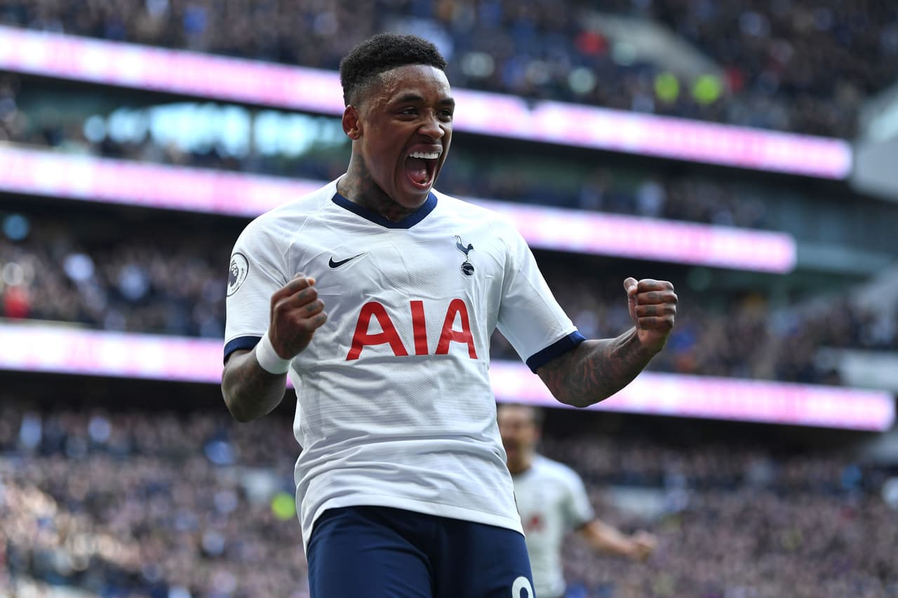 Steven Bergwijn. El atacante ha marcado dos tantos en la Premier League y acumula 418 minutos de juego. Tottenham pagó 33.2 millones de dólares para hacerse de los servicios del extremo izquierdo al PSV.