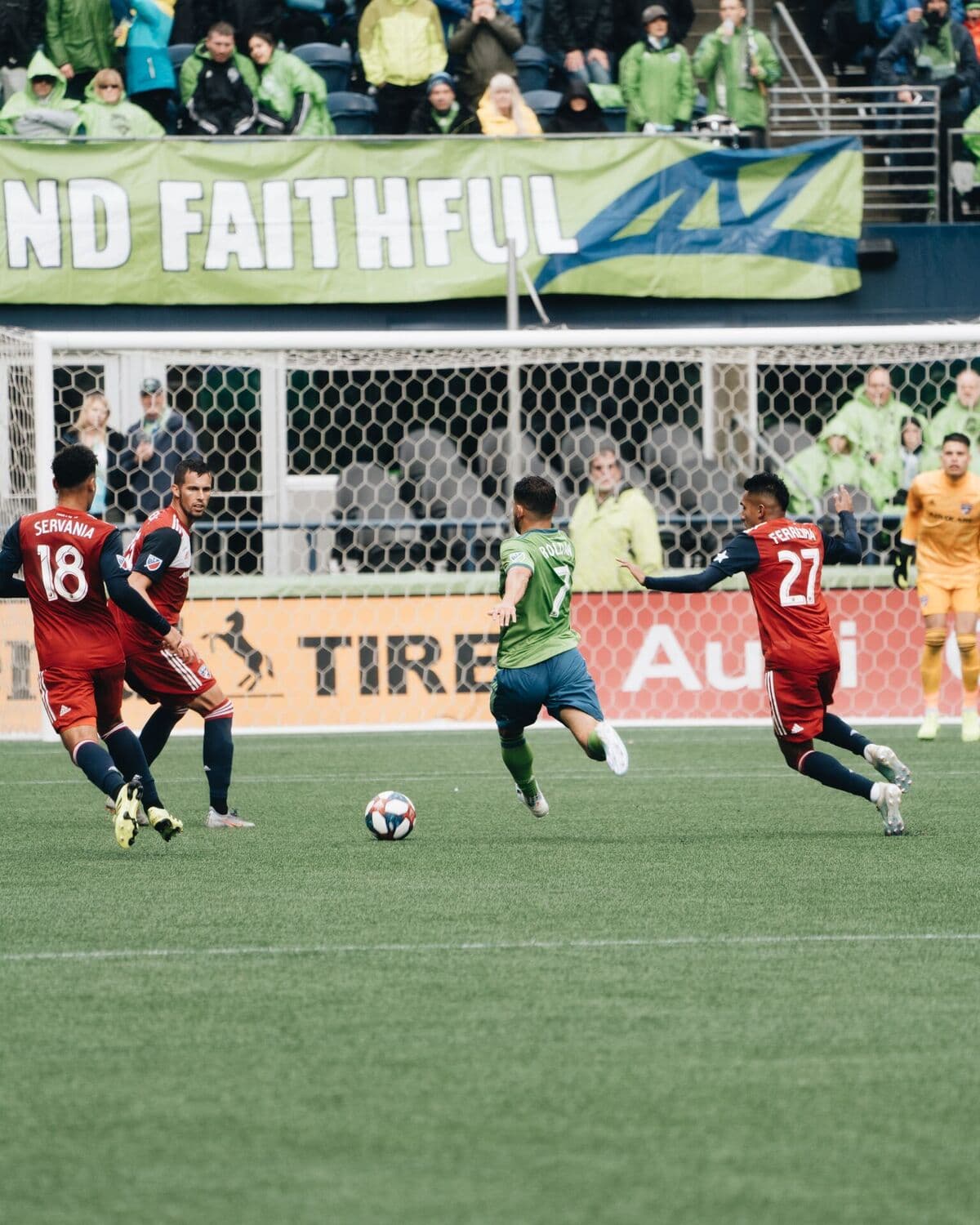 Con triplete de Jordan Morris (22, 74, 114), Seattle se impone 4-3 a dllas para conseguir su pase a la Semifinal de Cionferencia.