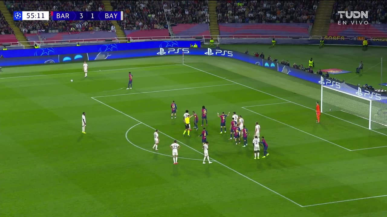 ¡GOL!  anota para FC Barcelona. Raphinha