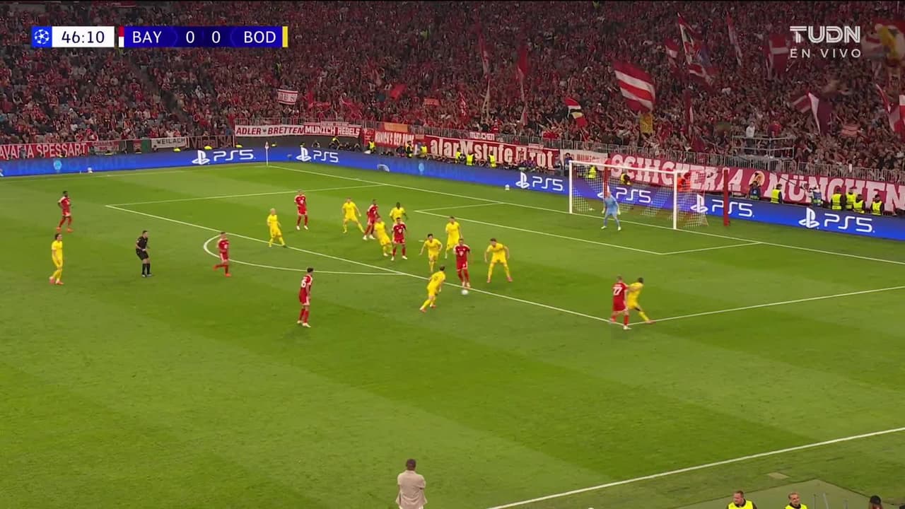¡GOL!  anota para FC Bayern München. Jamal Musiala