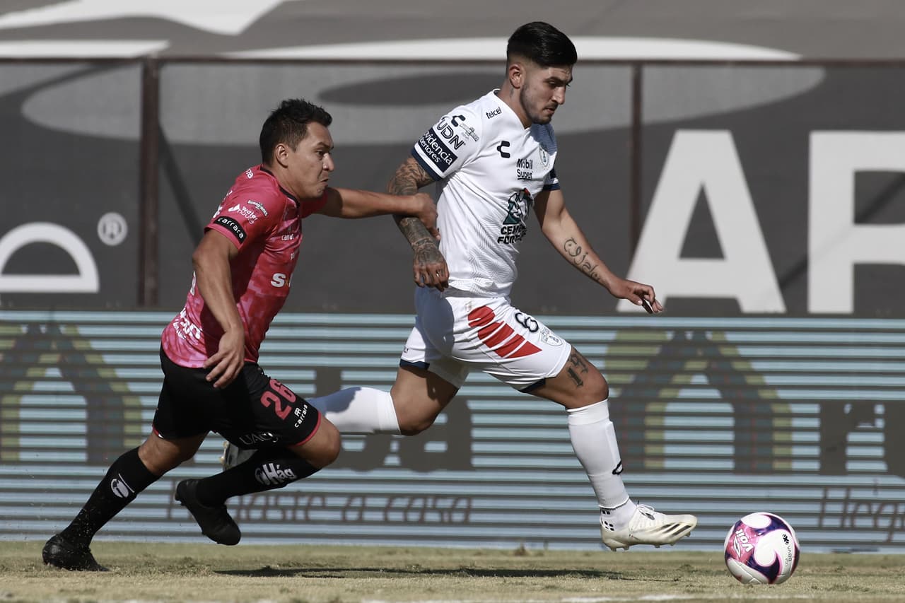 Pachuca y Bravos dividen puntos en la frontera al no romper el 1-1.