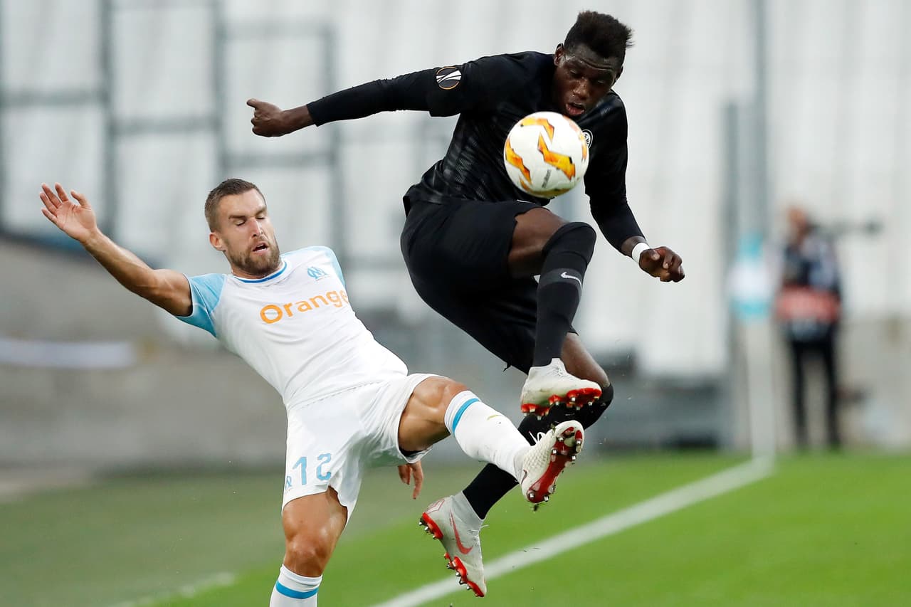 El empuje del equipo alemán fue mayor en el Satde Orange Velodrome, que los dos próximos partidos de Europa League tendrá cierre parcial de sus tribunas.