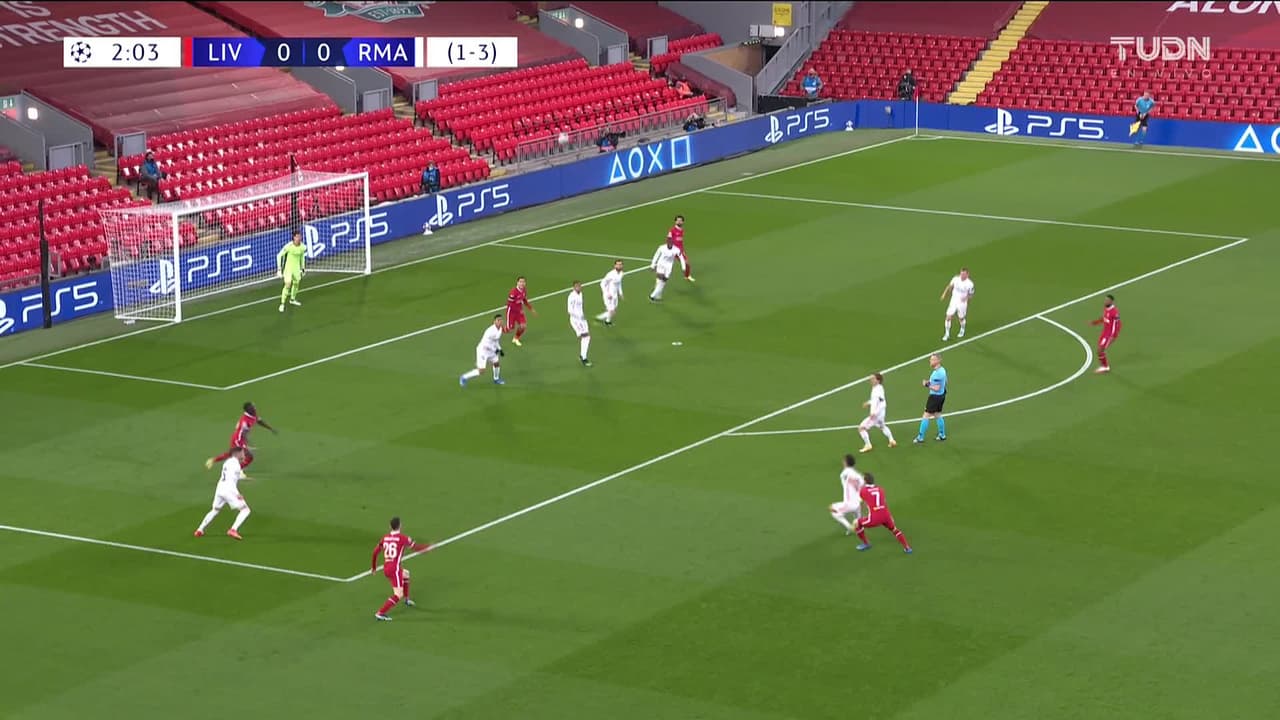 ¡TIRO ATAJADO! disparo por Mohamed Salah.