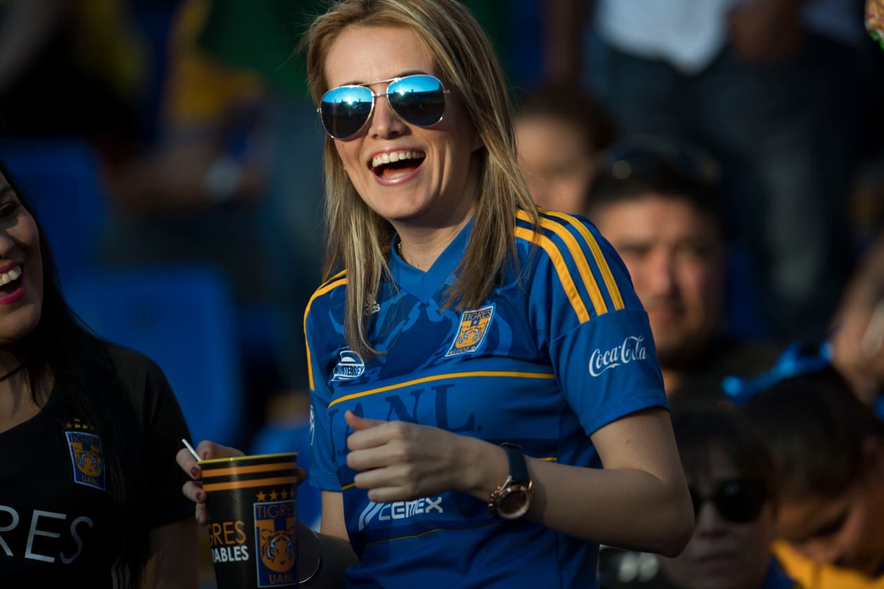El Estadio Universitario vibró con el partido de ida en la Gran Final del fútbol mexicano. La afición de Tigres se hizo sentir como sólo ellos saben hacerlo.