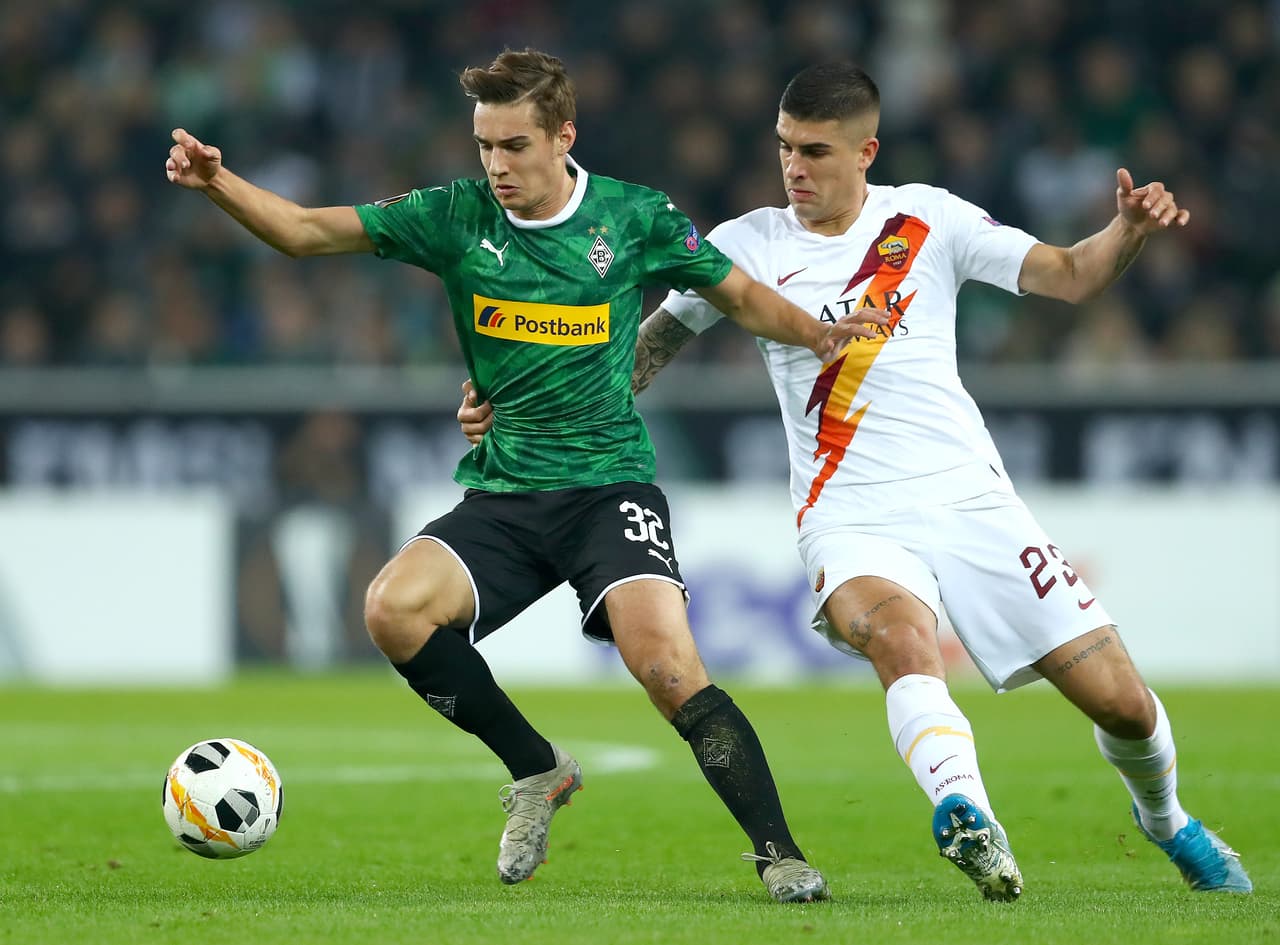 Federico Fazio anota gol y autogol pero finalmente Marcus Thuram le dio al victoria al Borussia.