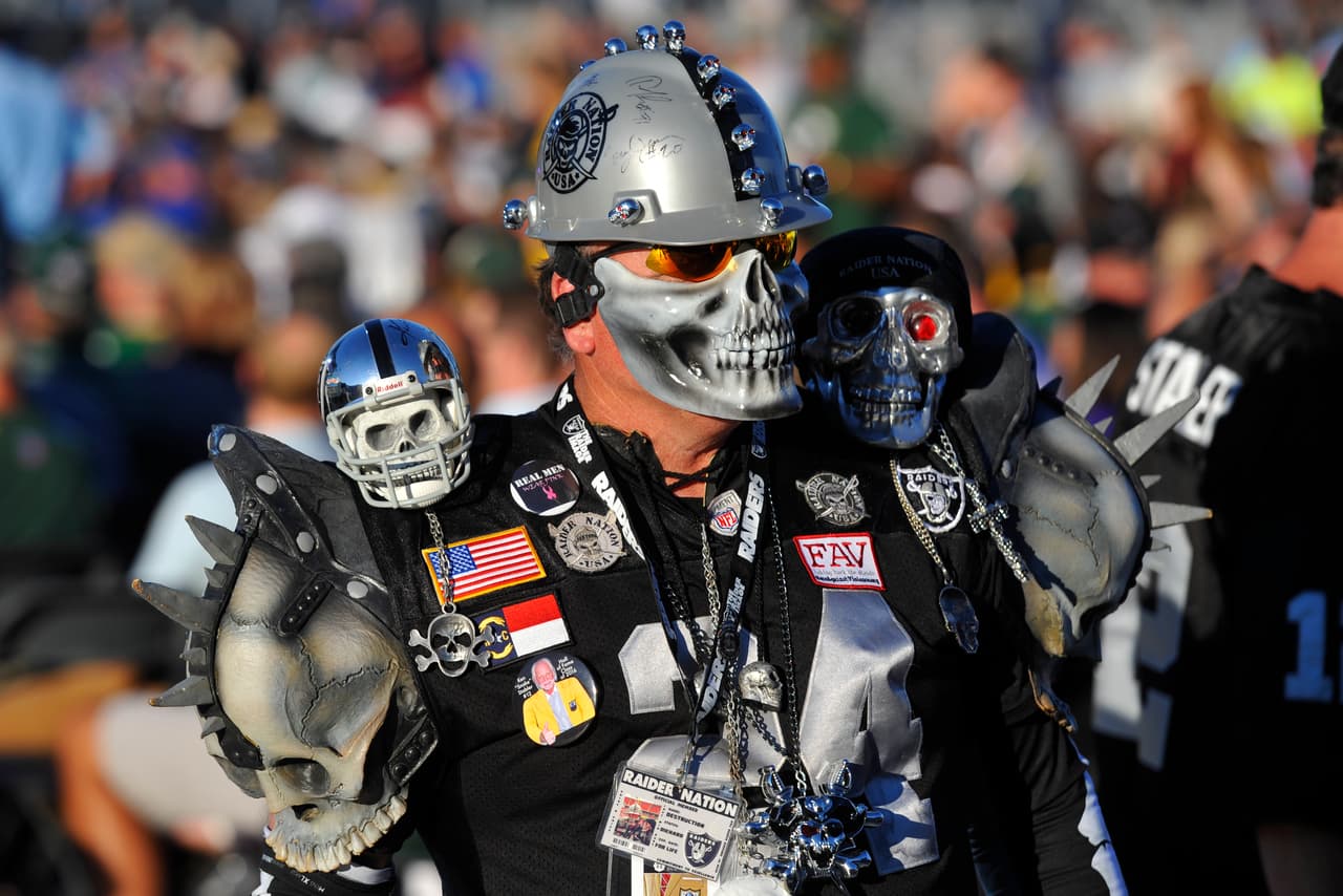 Mira a los aficionados de la NFL durante la primera semana de la pretemporada.