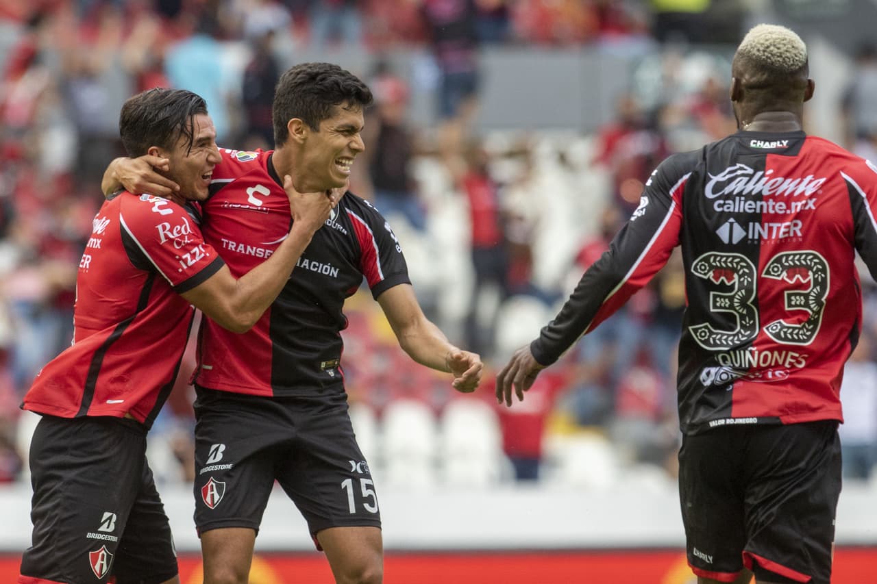 Atlas venció al León y llegó a 19 puntos para ponerle presión a Toluca y América.