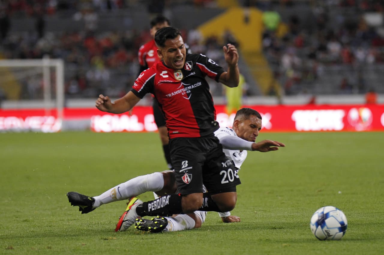 Atlas y Pumas no se hicieron daño en un buen partido de futbol en el que ambos equipos tuvieron sus oportunidades.