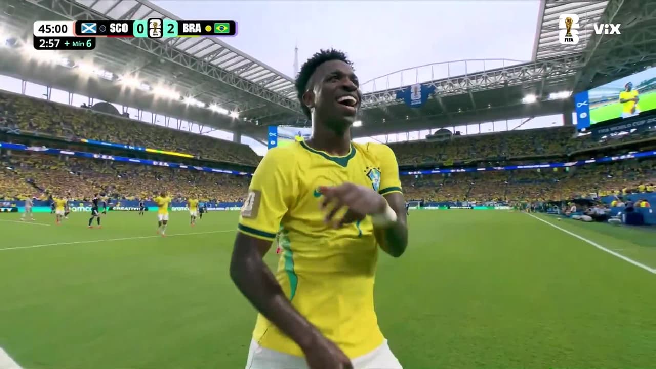 ¡Baila Vini, baila! Doblete del astro brasileño imperdible ante Escocia
