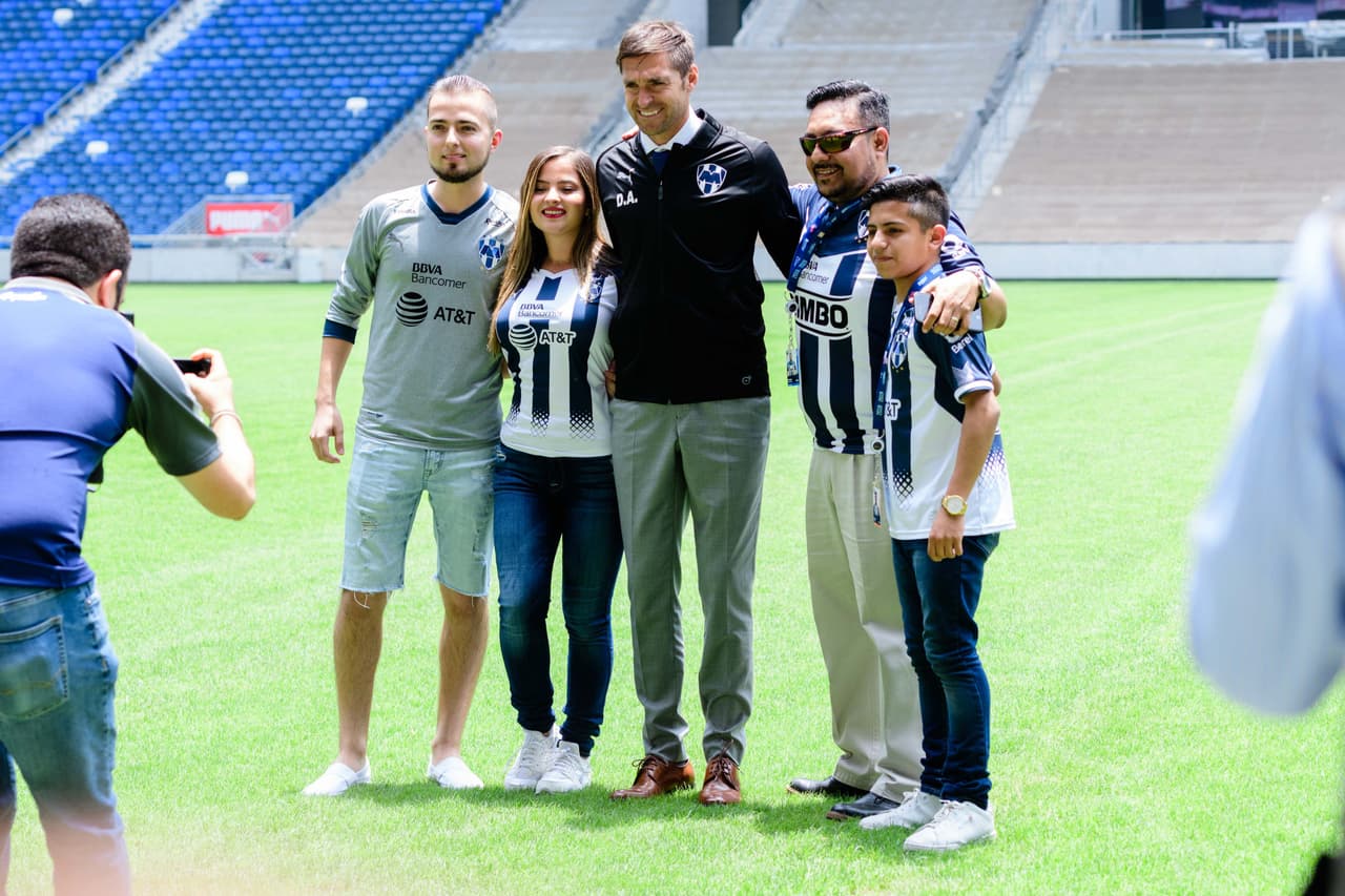 Así fue como Diego Alonso se integró a la familia de Rayados de Monterrey en el gran escenario del equipo.