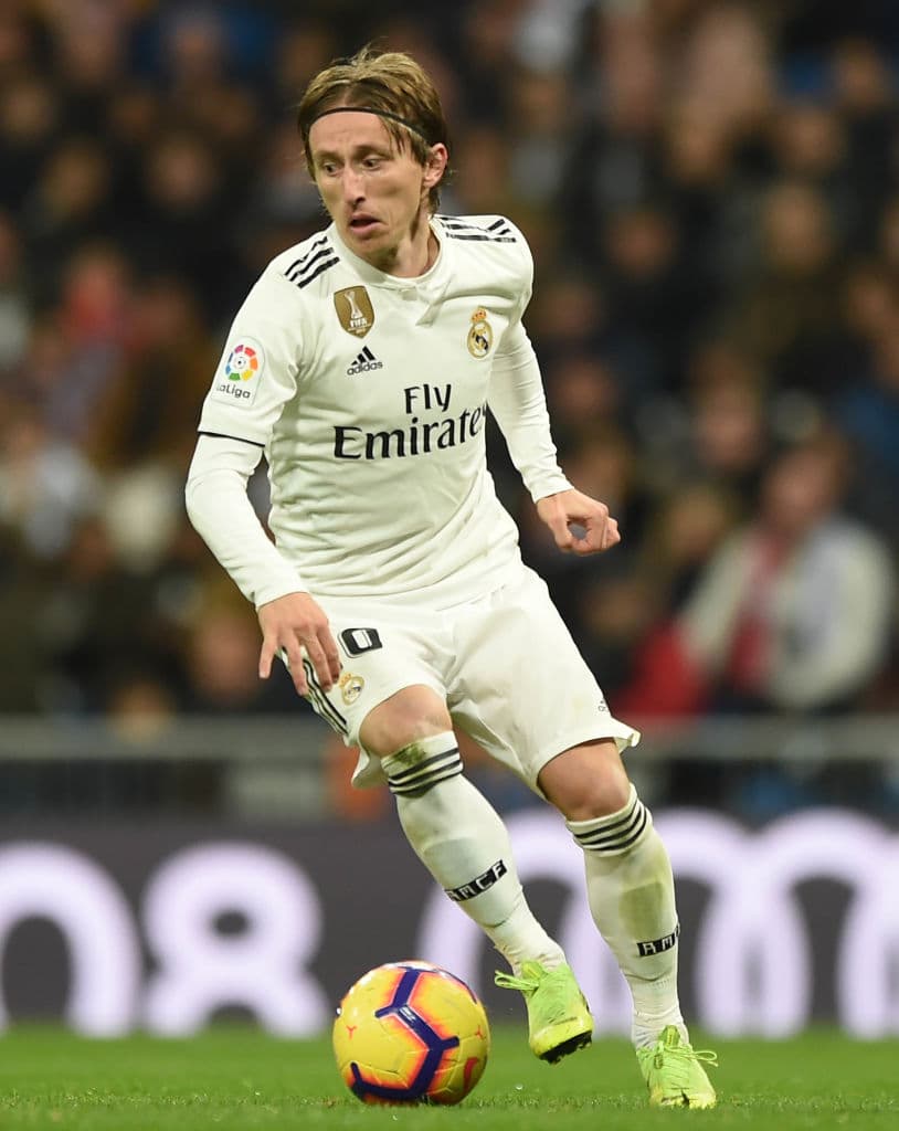 La prioridad es Luka Modric. El croata ya tiene en sus manos la oferta de 20 millones de euros y un contrato de cuatro temporadas con los Neroazurri.