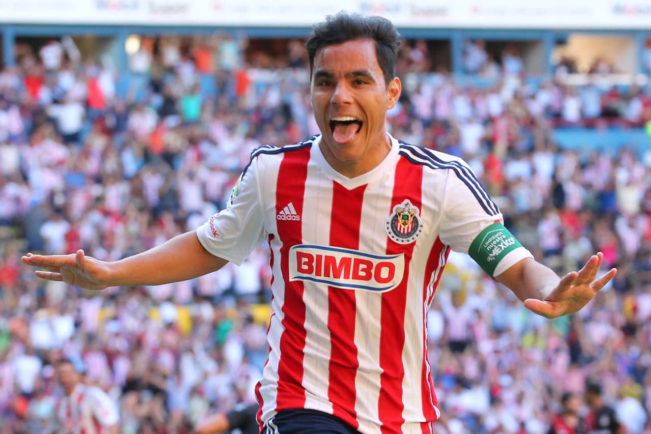 Los 10 goles anotados con las Chivas en el más reciente torneo le redituaron 15 puntos para los rojiblancos y tomar un respiro en la lucha porcentual.