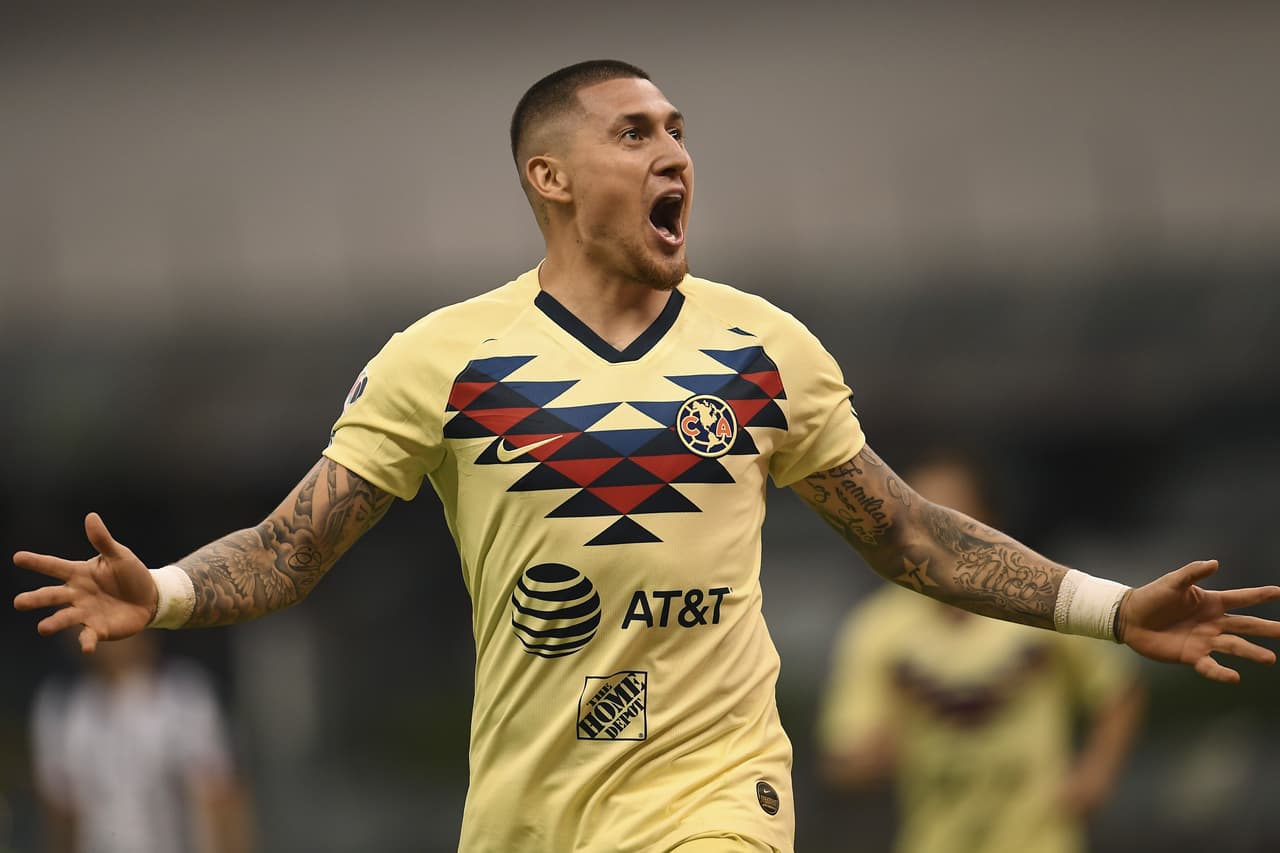 ¿Quiénes serán los dos cobradores de penaltis oficiales del América? ¡El ‘Piojo’ lo revela!