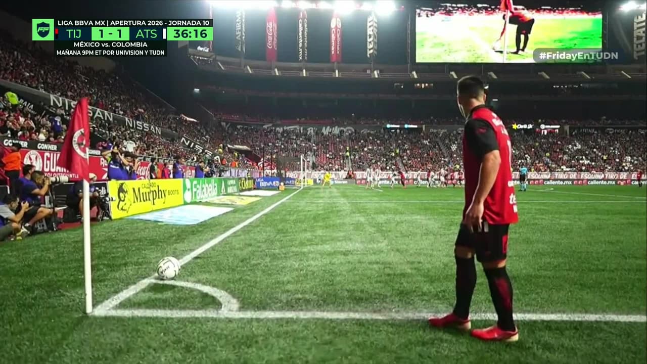 ¡GOL!  anota para Club Tijuana. Ignacio Rivero