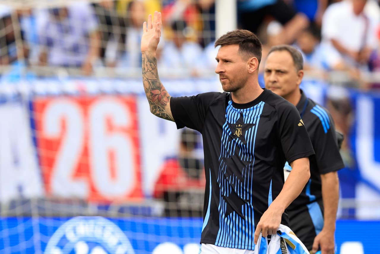 Messi regresa a la titularidad con Argentina previo a Copa América