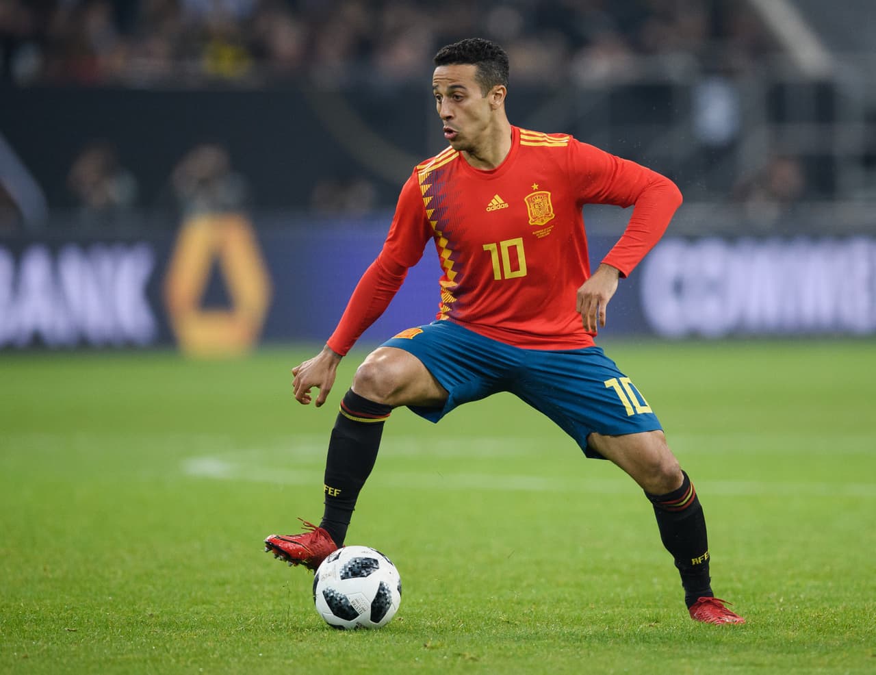 Thiago Alcántara - Aunque juega para España, el mediocampista del Bayern Múnich nació en Italia y su padre es brasileño, el reconocido Mazinho, es decir que tenía dos opciones más.