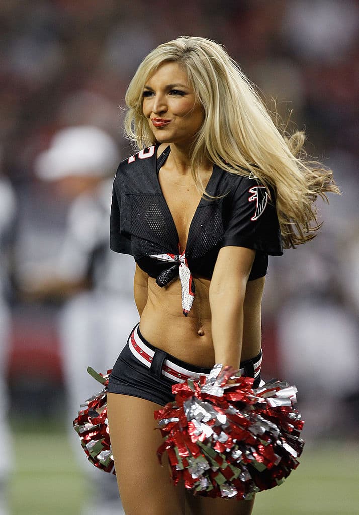 Los Atlanta Falcons tuvieron la ofensiva más explosiva de la NFL esta temporada y lucharan por un pase a la Final de división ante los Seahawks. Gran parte de su éxito se debe al apoyo incondicional que les brindaron sus bellas cheerleaders.