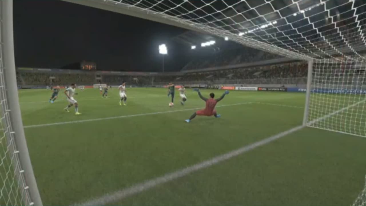 Marco Canales, representante de los Bravos de Juárez cayó 1-3 ante Octavio Rivero comandando a los Santos en el futbol virtual.