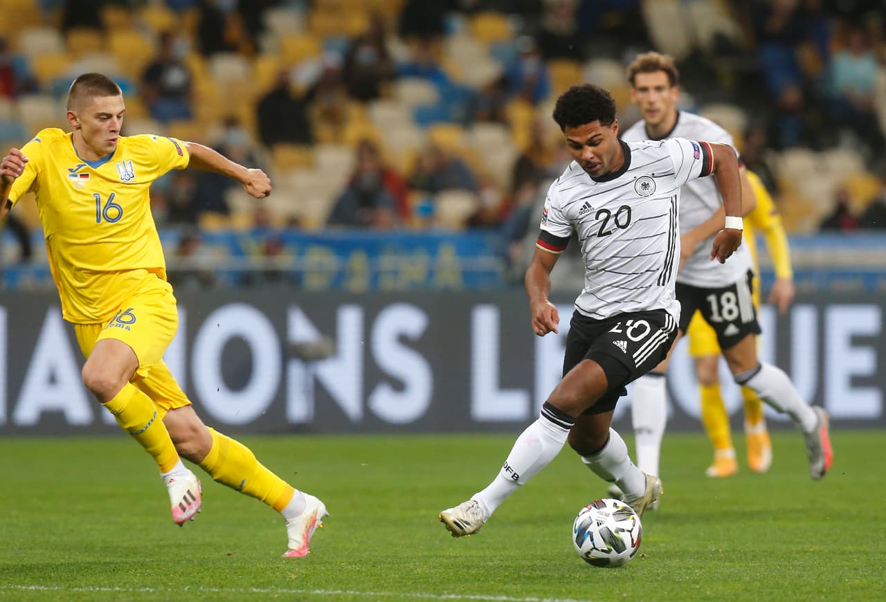 Ginter (20’) abrió el marcador, Goretzka (49’) creció la diferencia y Malinovskyi (76’) descontó de penal; Ucrania se medirá a España y Alemania a Suiza en la J4.