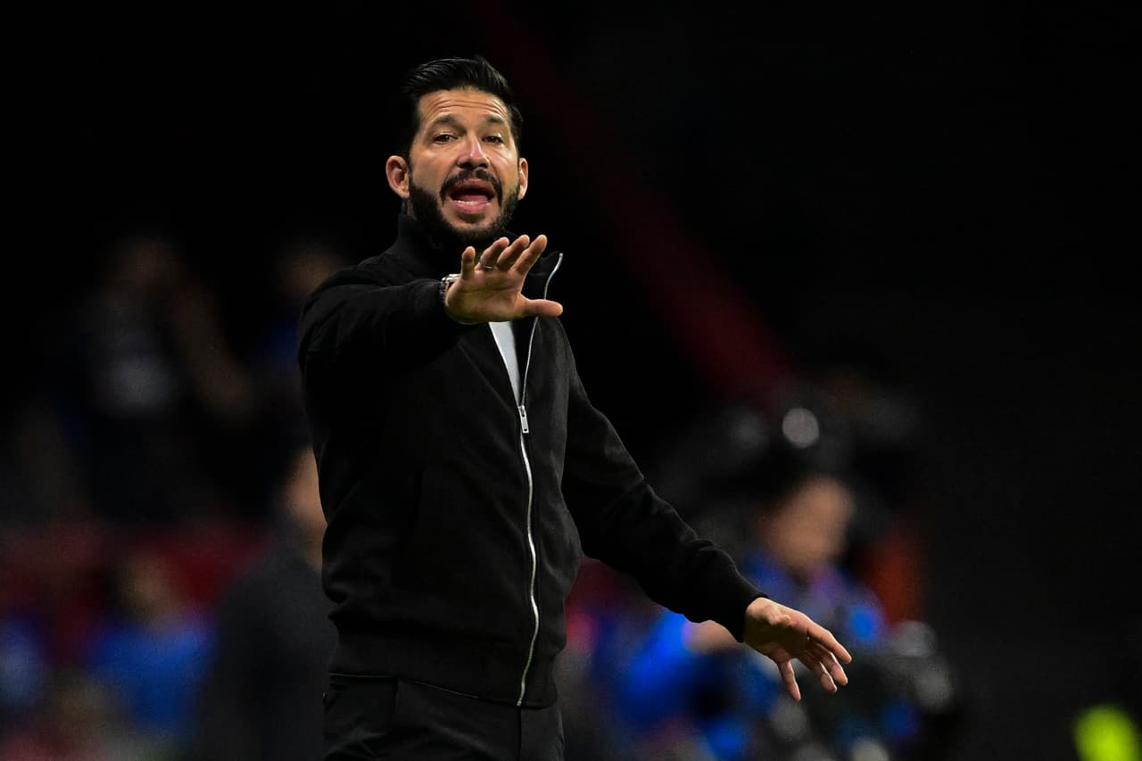 Benjamín Mora admite crisis en Atlas y ve en América la "mejor prueba"