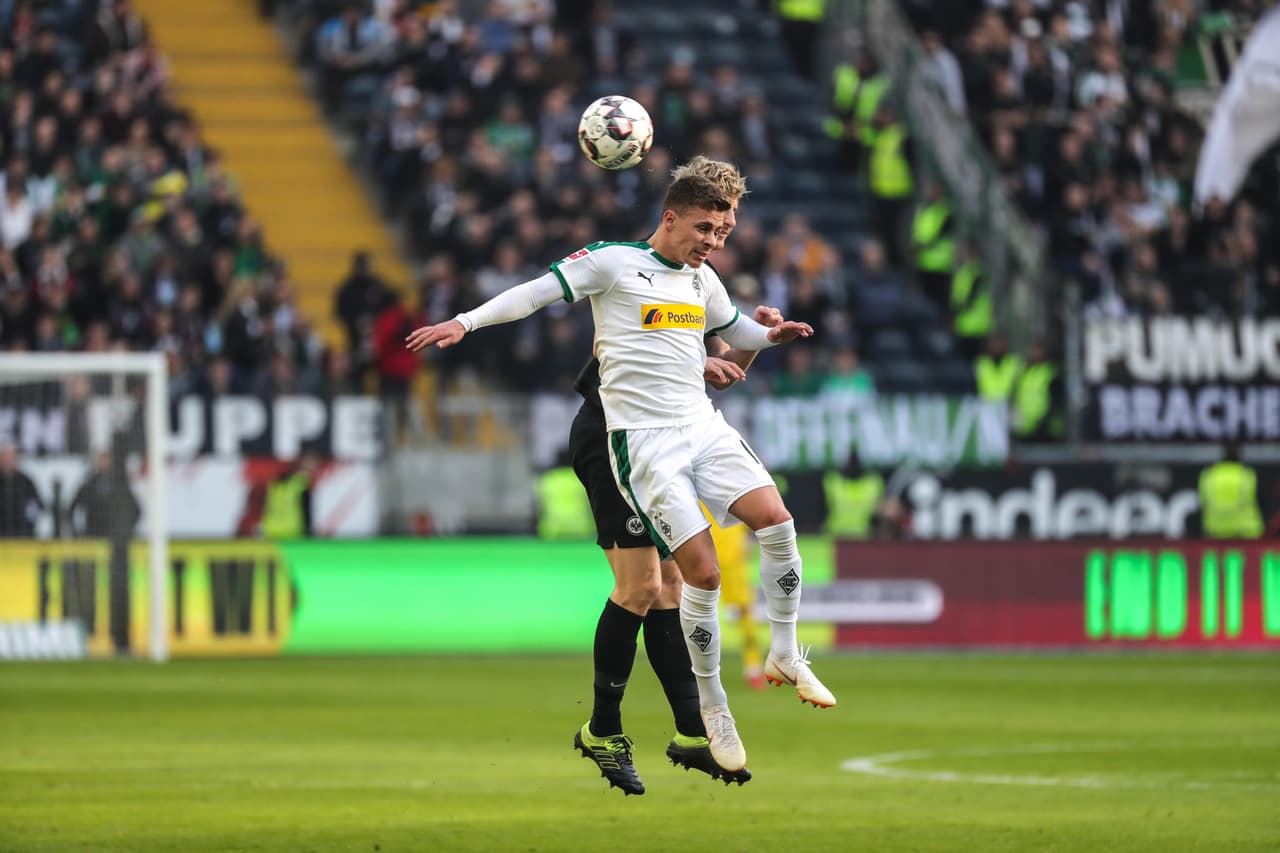 Borussia Monchedgladbach se fue con todo para obtener la igualdad durante el segundo tiempo pero tuvo que esperar hasta los minutos finales.
