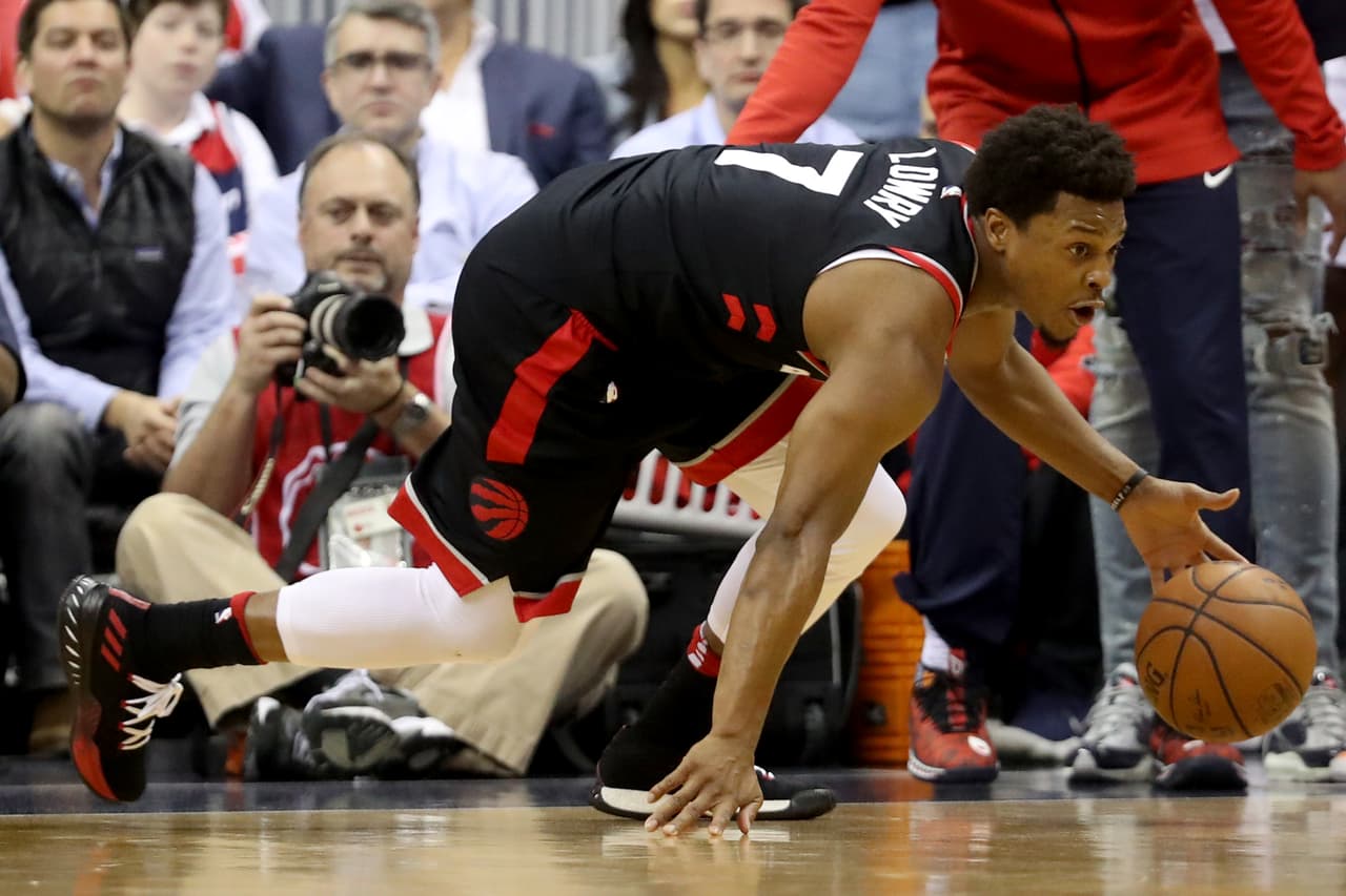 Los Raptors no se levantaron de esa caída en el segundo periodo y tuvieron que resignarse a la derrota 106-98.