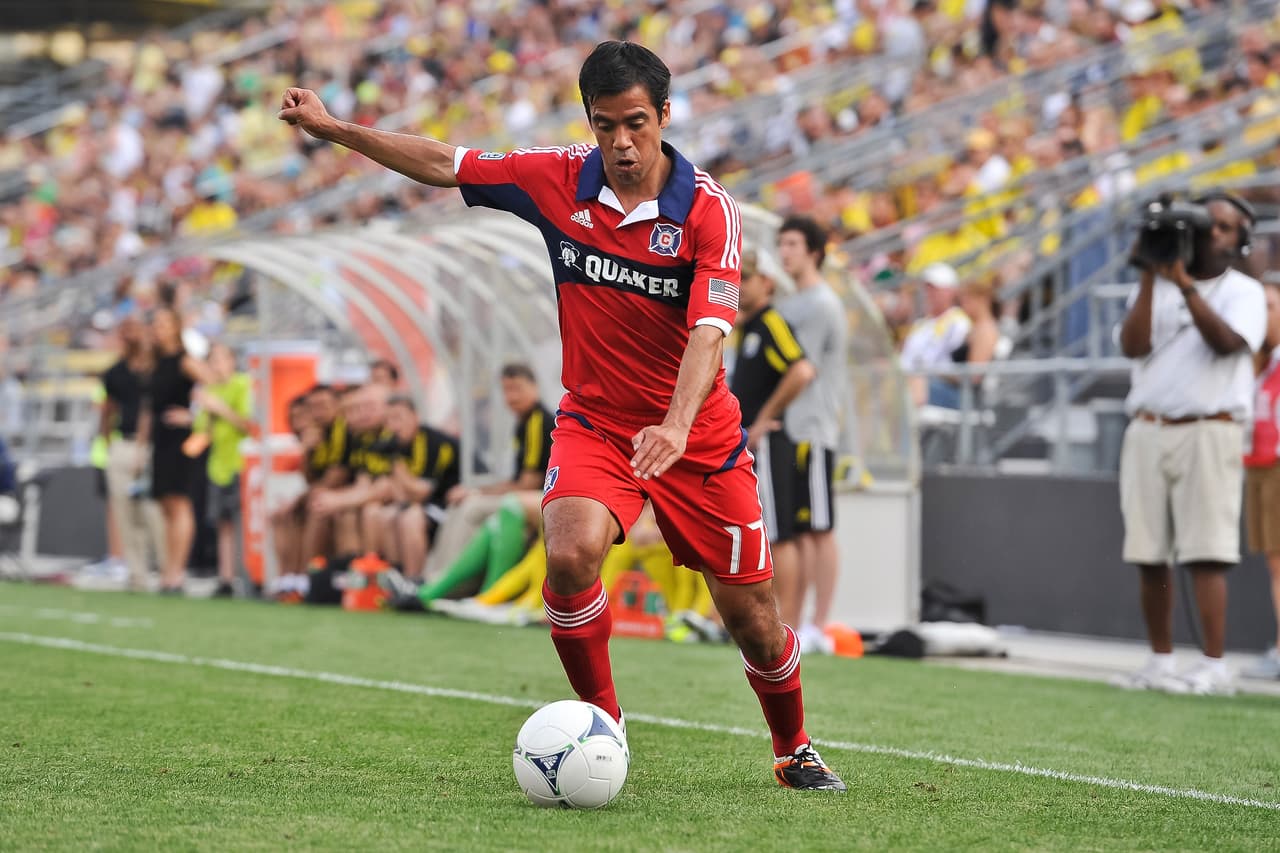 Llegó a Chicago Fire en 2011 en el remate de su carrera con 35 años, para dejar su experiencia en la MLS. En 42 partidos marcó dos goles con el equipo.