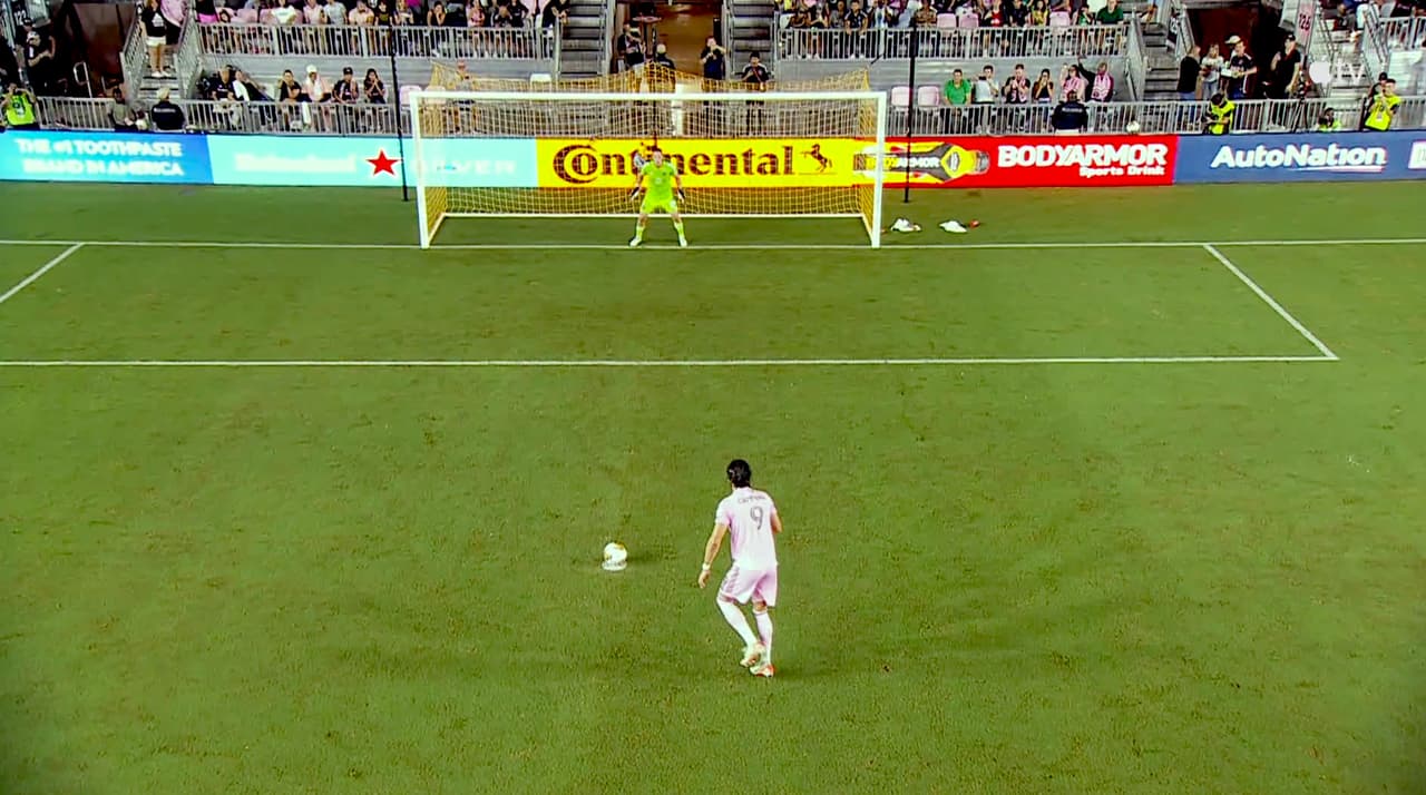 Leo Campana no perdona y pone el 1-1 desde el manchón penal