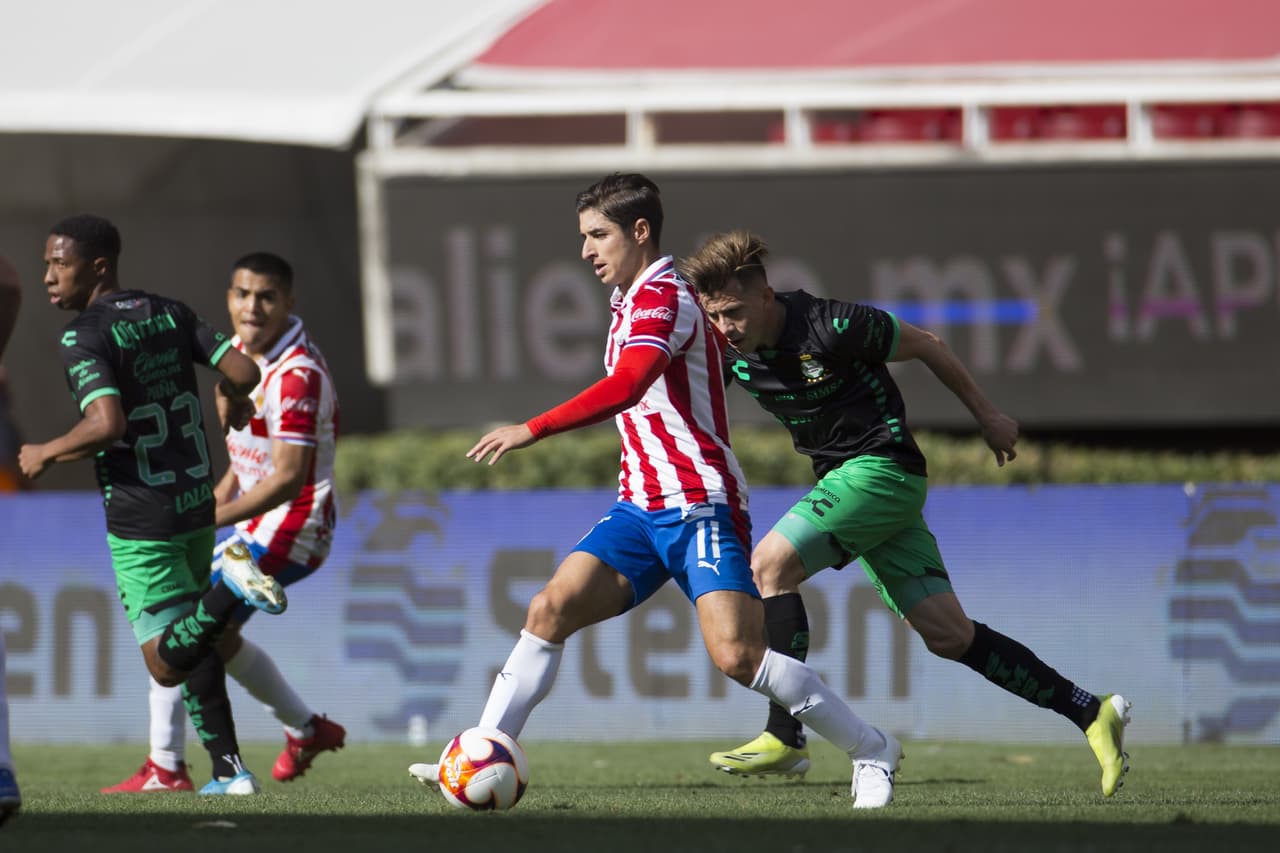 Chivas y Santos dividieron unidades en el encuentro de la Jornada 13