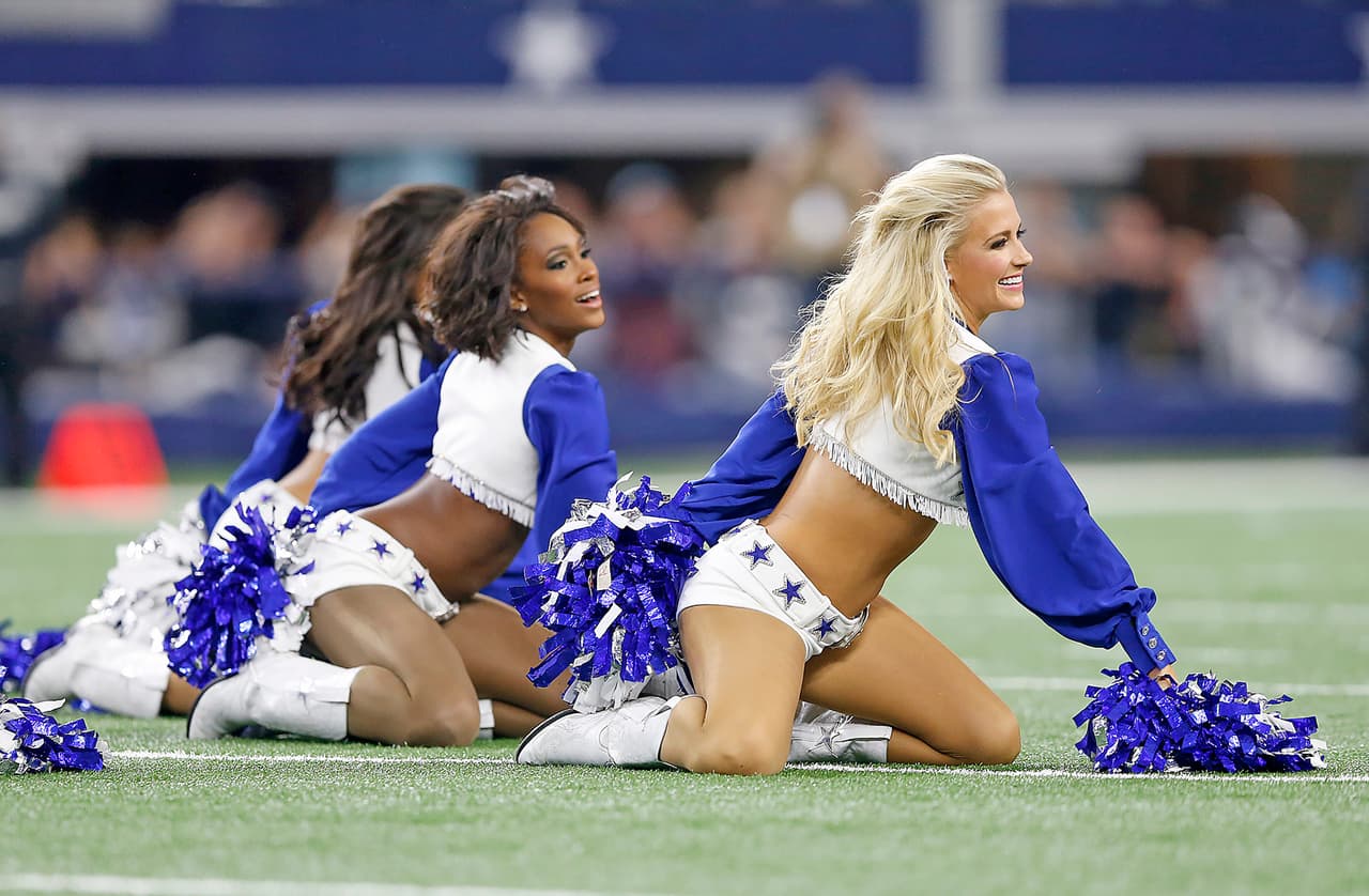 Cada una de ellas deleitó a los fans de la NFL con su belleza y carisma, checa las mejores tomas de las cheerleaders de la NFL en la Semana 12.